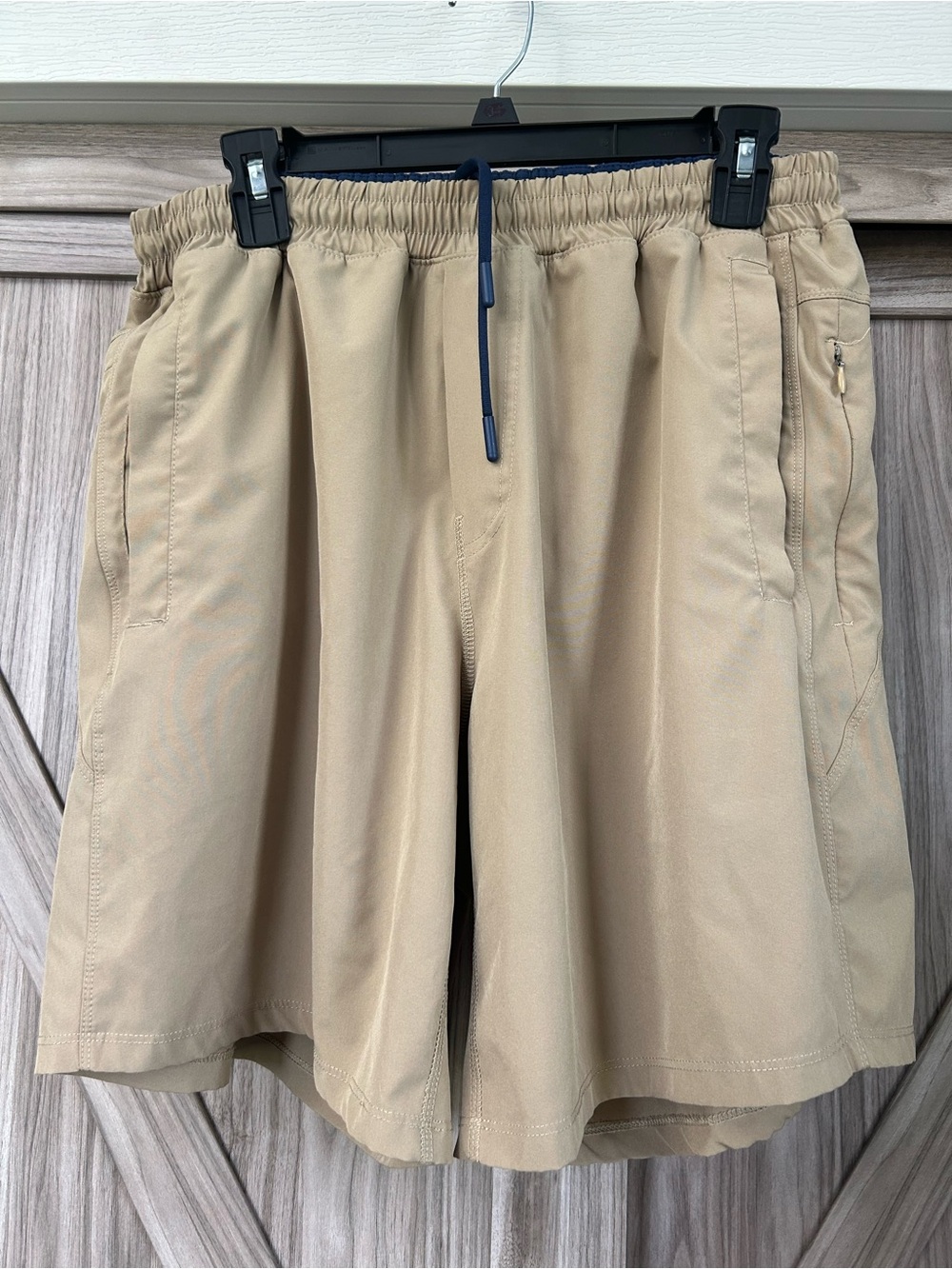 Free baller shorts, size xl with liner
